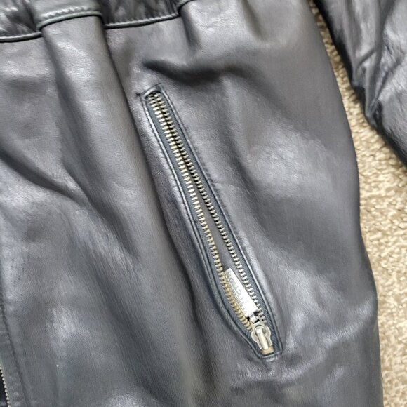 Kenneth Cole Reaction Lambskin Leather Jacket, RN 54163 - Picture 3 of 11